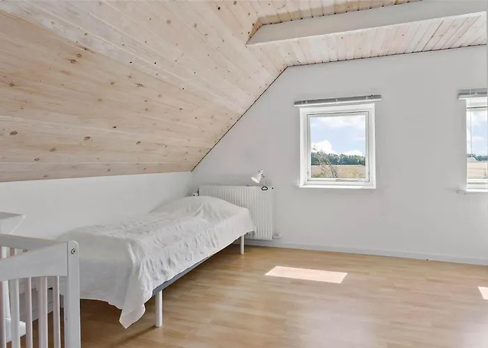 Lk1755-vra-praestegardsvej-58 Semesterbostad Vrå